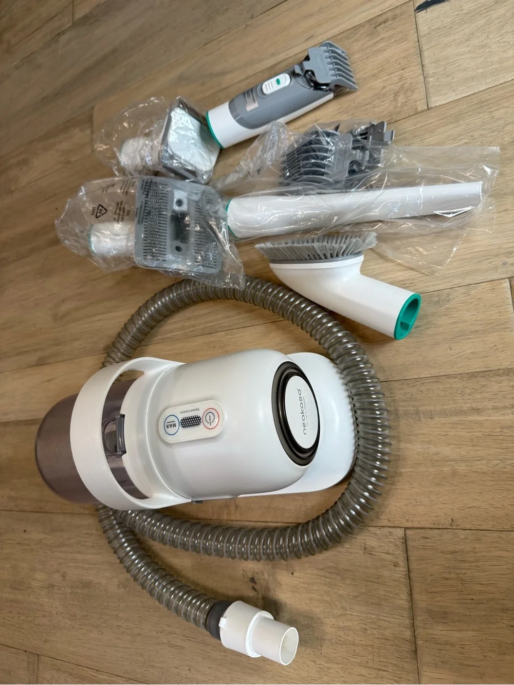 Neakasa P1 Pro Dog Grooming Vacuum